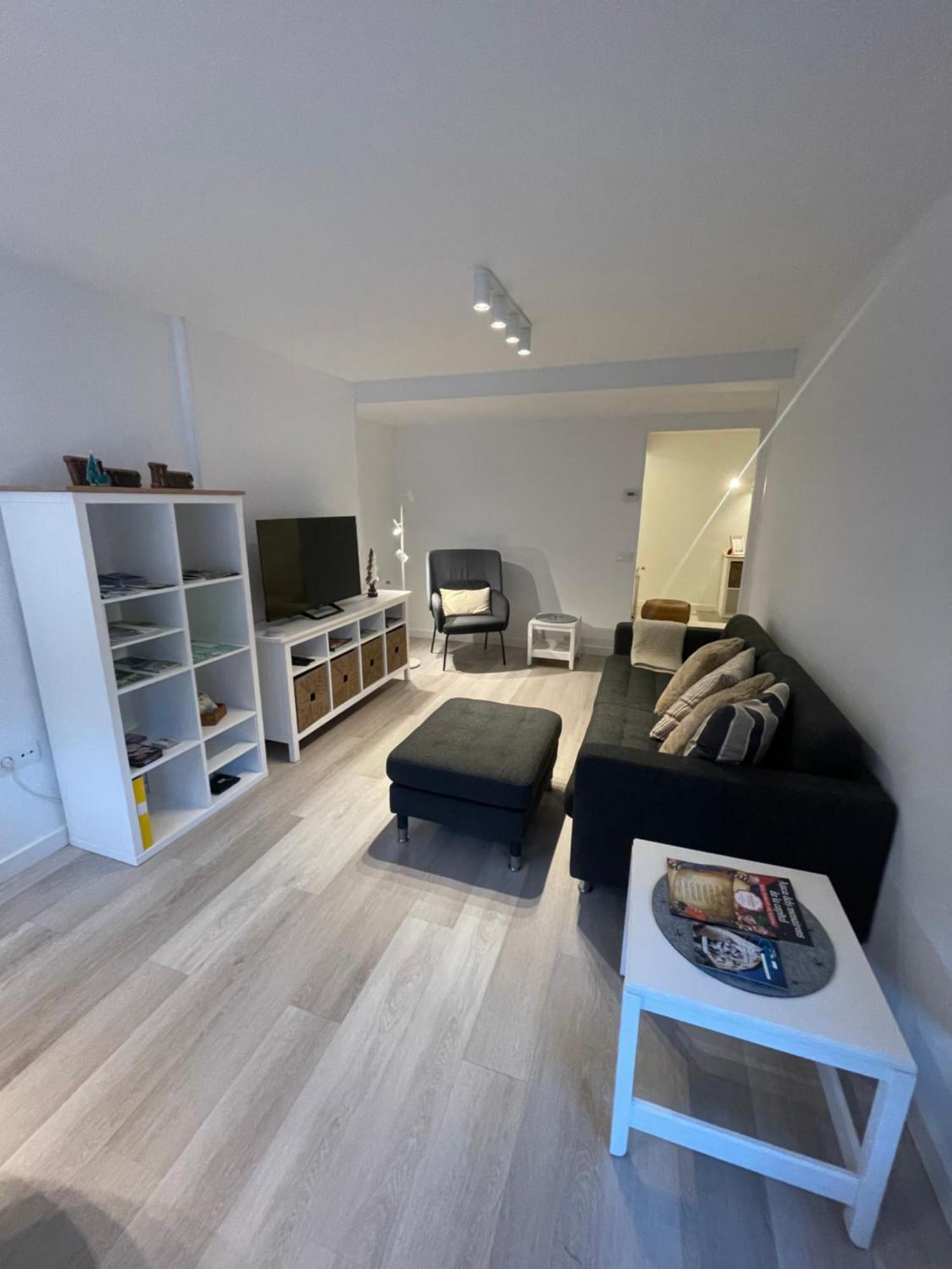 Apartamento En El Centro De Andorra La Vella Con Parkingアパートメント エクステリア 写真
